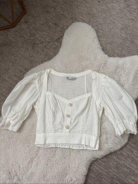 Zara White Eyelet Puff Sleeve Cropped Top